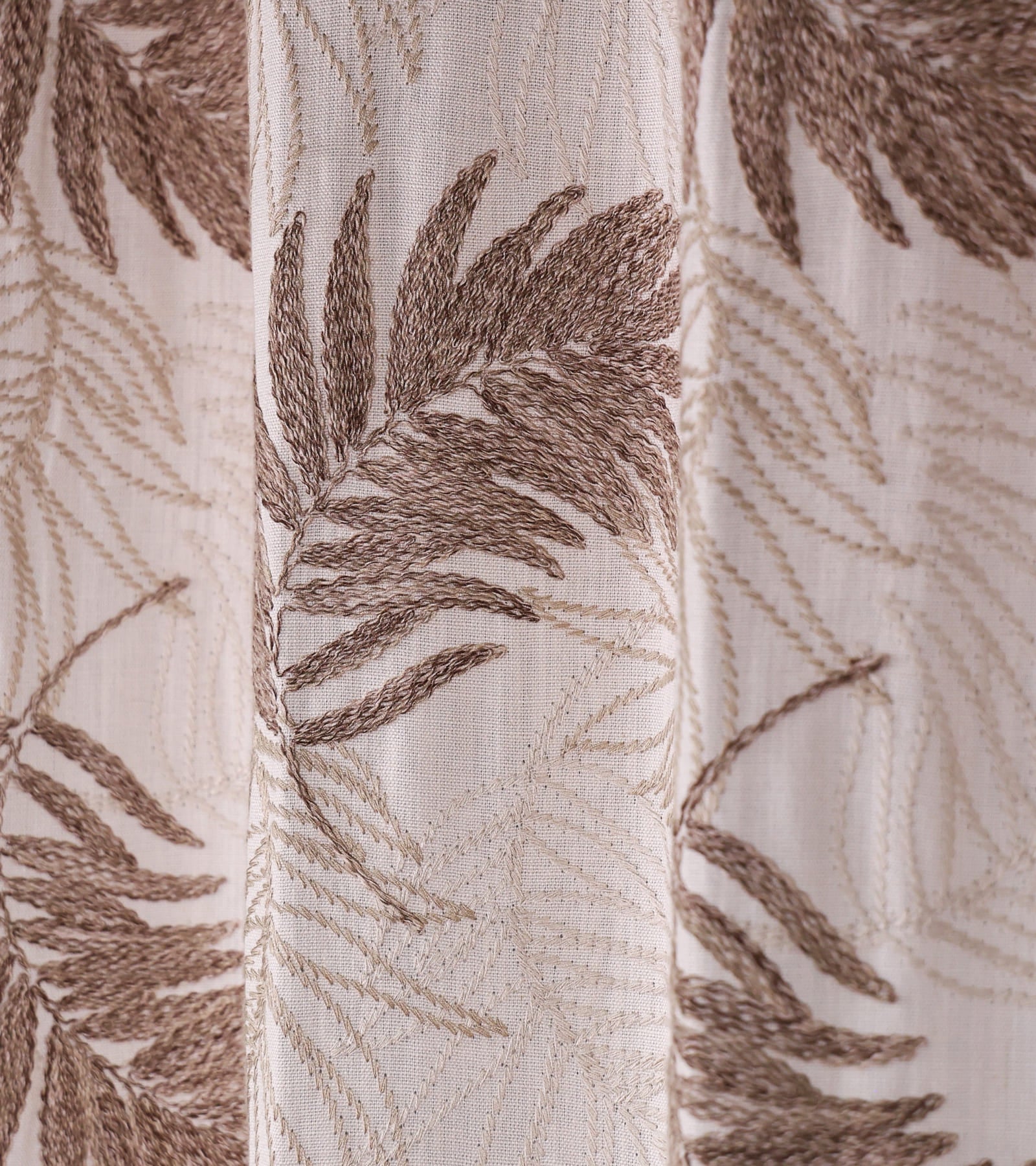 Linen Instincts -II Sr.No : 219 Design : 9135 Shade : 15557