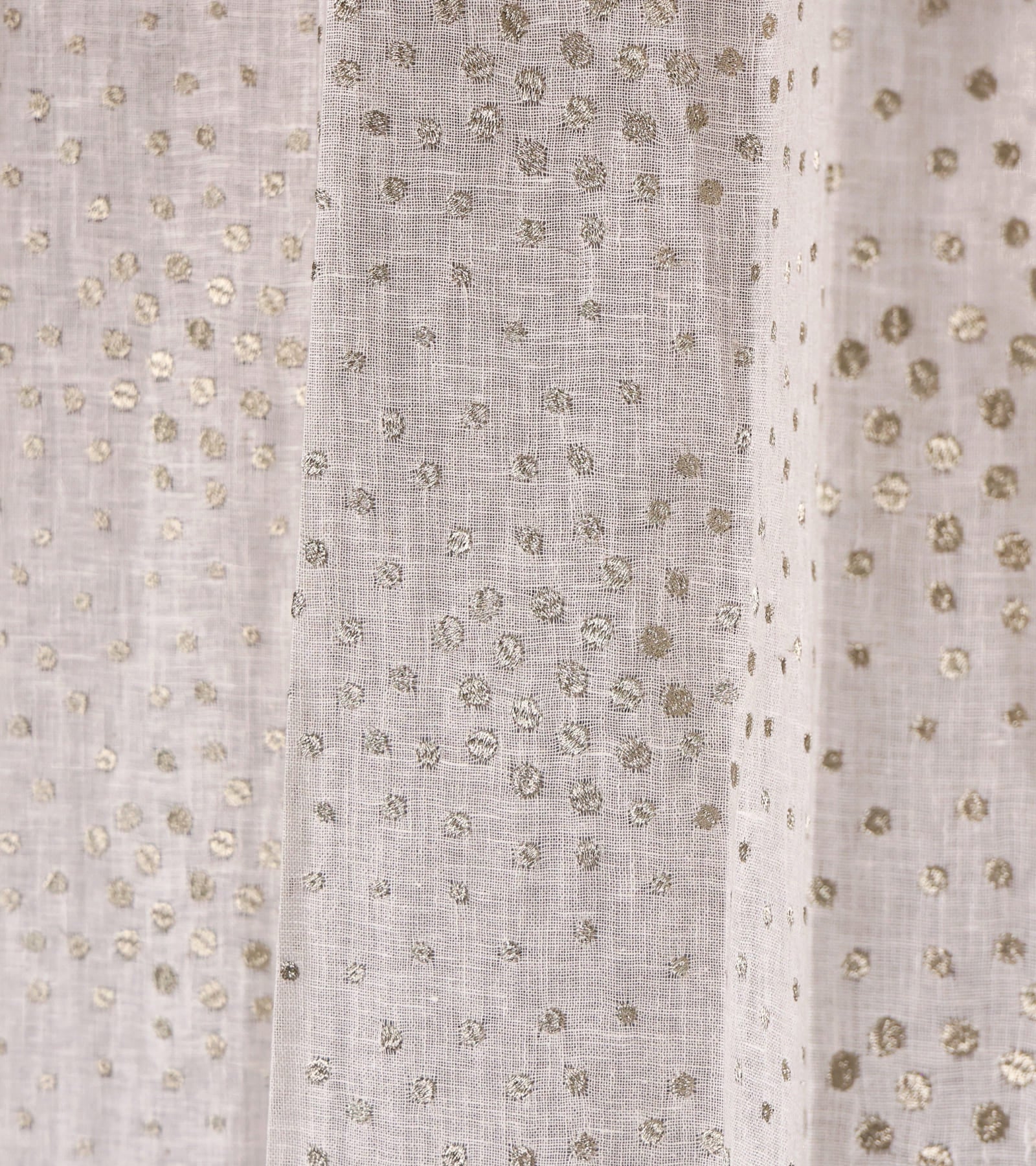 Linen Instincts II : Sr.No : 202 Design - 449555 / Shade - 25736